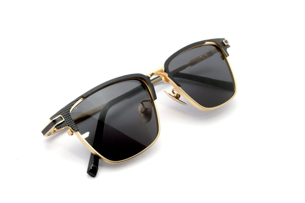 Gold Frame Pitruoptical