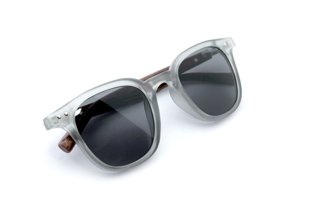 Grey Frame Polarized Wayfarer - Pitruoptical